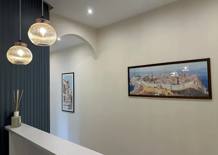 Karol Rooms