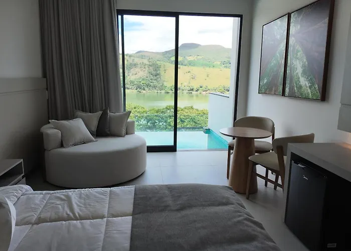 Collegare Hotel