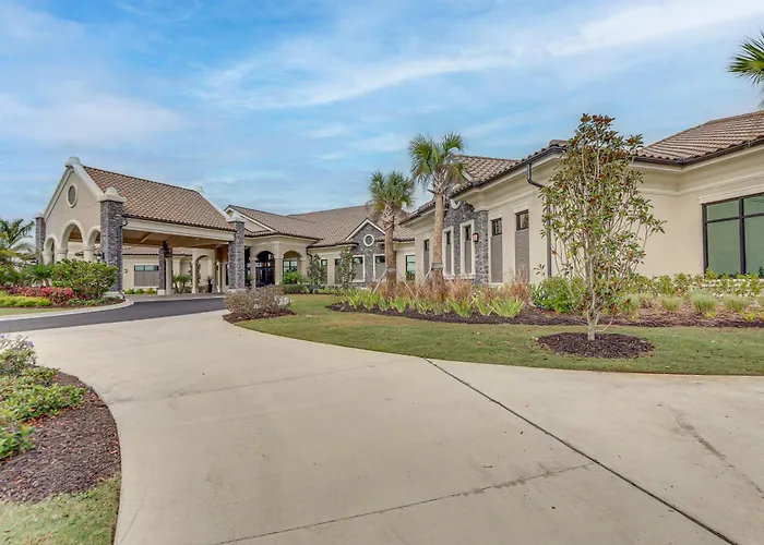 Balcony W/ Course View: Lakewood National Getaway