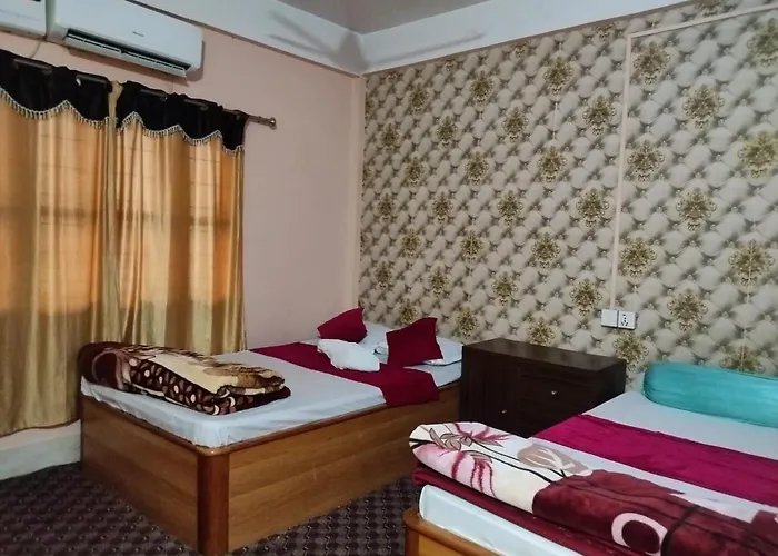 Dayglow Inn , Bhadrapur