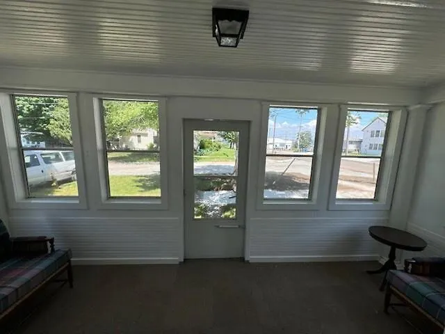 Relax In Bluffton - Family Lake View Retreat 4 Bedroom 2 Ba