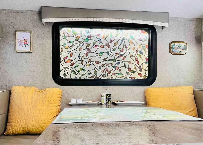Temecula Cozy Camper