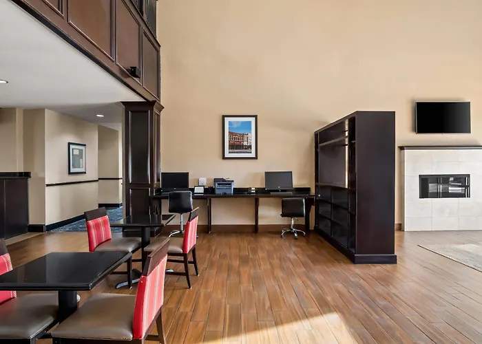 Comfort Suites Waxahachie - Dallas