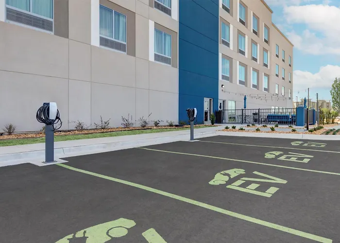 Hampton Inn & Suites By Hilton Little Rock Airport
