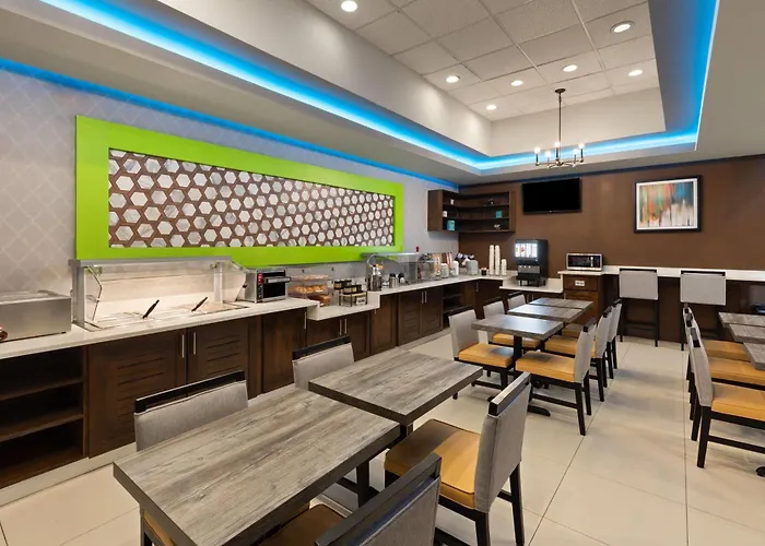 Ramada By Wyndham El Paso