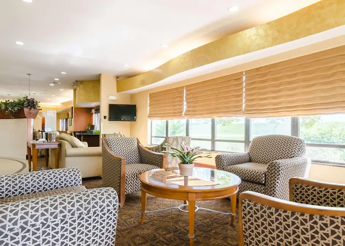 Comfort Suites Salina South