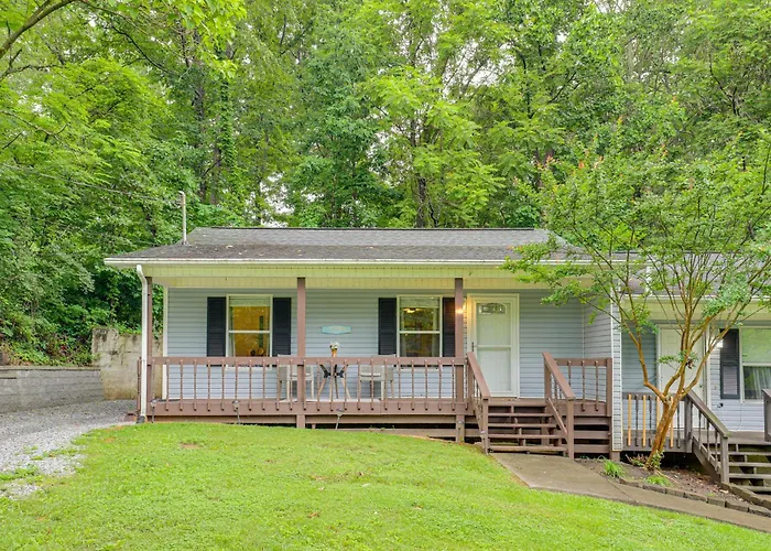 3 Mi To Cherokee Reservoir: 'Blue Haven Bungalow'