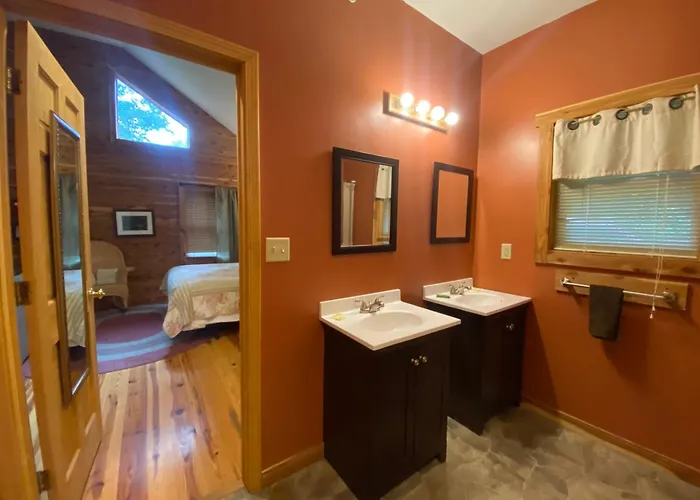 The Timber Nook At The Rustic Retreat