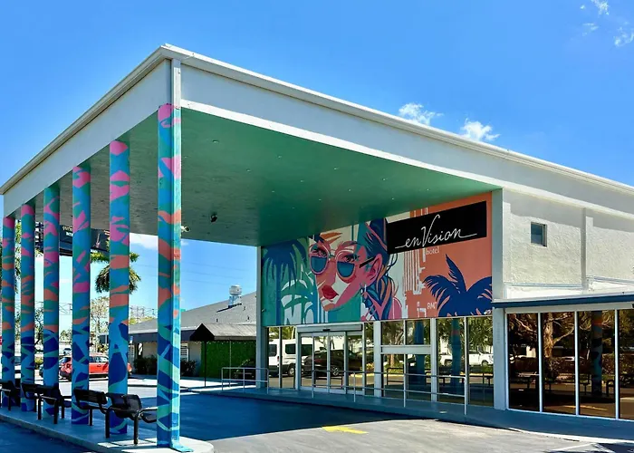 Envision Hotel Miami International Airport