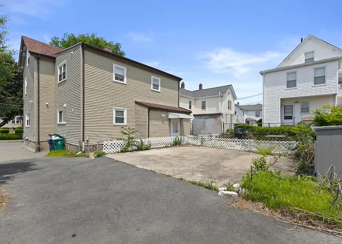 Totally Renovated 3Br Apartment