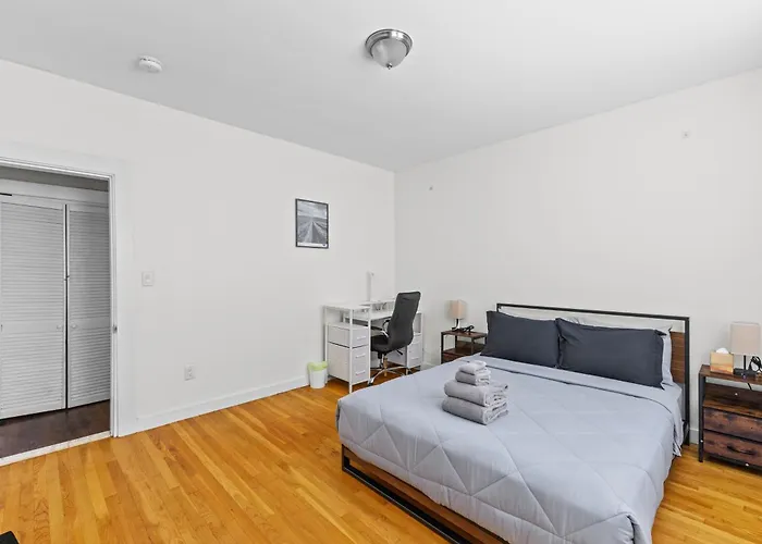 Totally Renovated 3Br Apartment