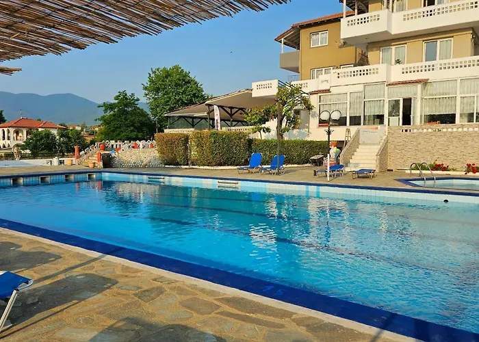 Great Alexander Hotel