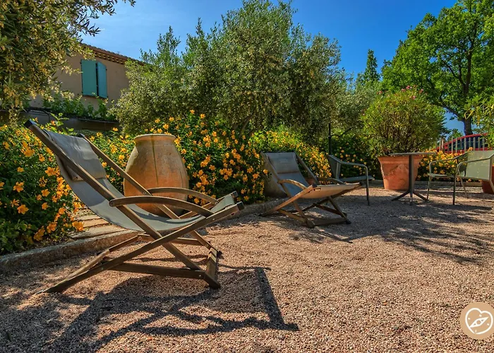 Hotel Les Restanques De Moustiers