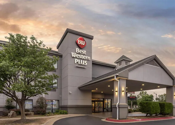Best Western Plus Castlerock Inn & Suites