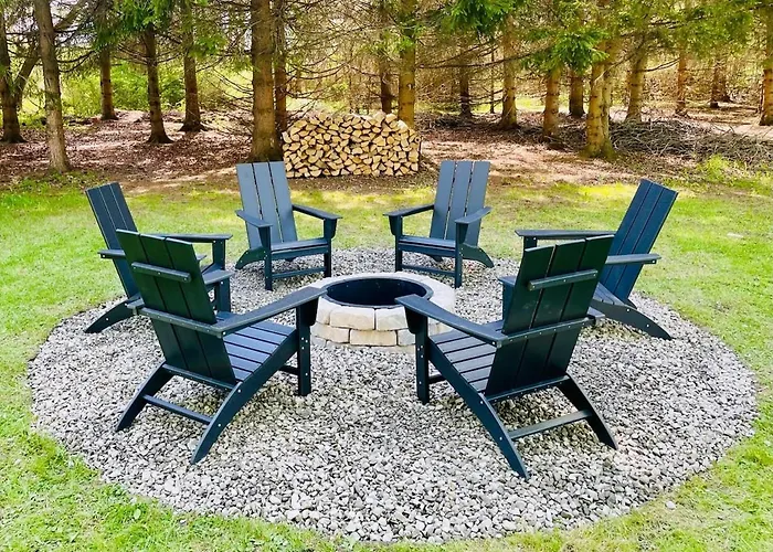Watkins Glen Luxury Escape On Seneca Wine Trail