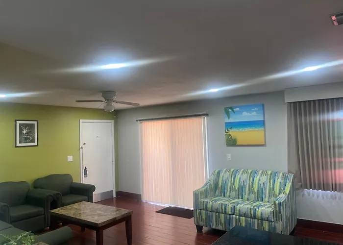 Travelodge By Wyndham Hotel & Cottages St Augustine - Historic