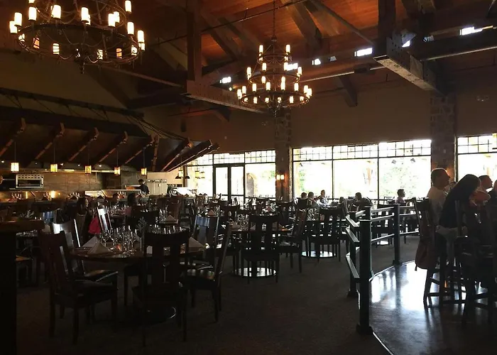 4006 Suncadia Lodge Pool And Hot-Tub Access With Hotel Amenities
