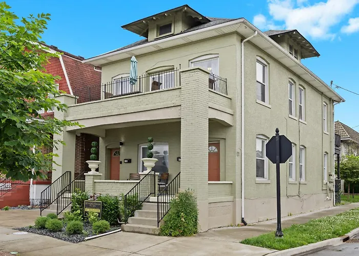 Stylish Home In Historic District Near Riverwalk