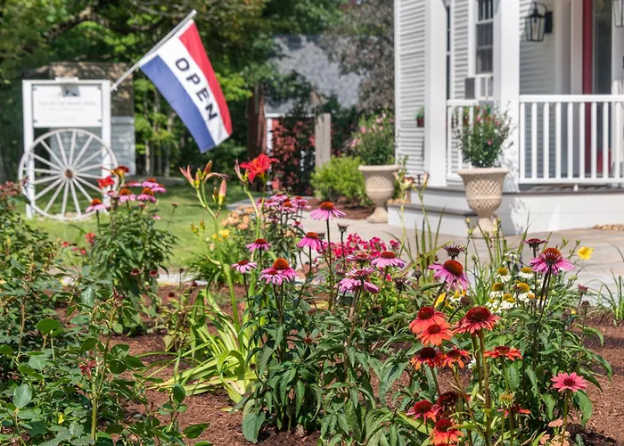 Top Of The Ridge Farm Bed And Breakfast
