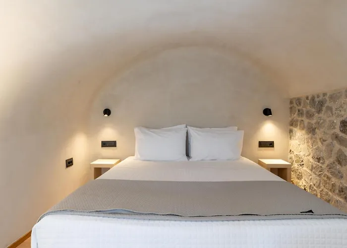 Alaya Suites