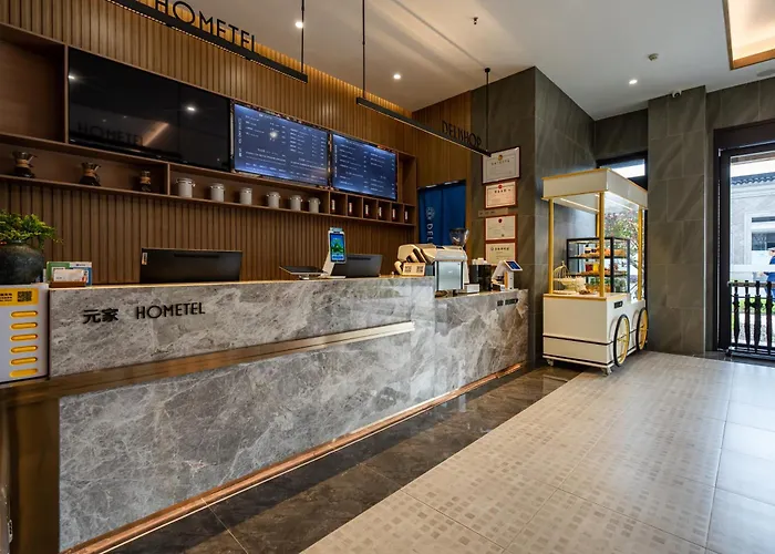 Poltton Century Hotel - Changtai Taoli Chunfeng Branch