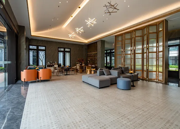 Poltton Century Hotel - Changtai Taoli Chunfeng Branch