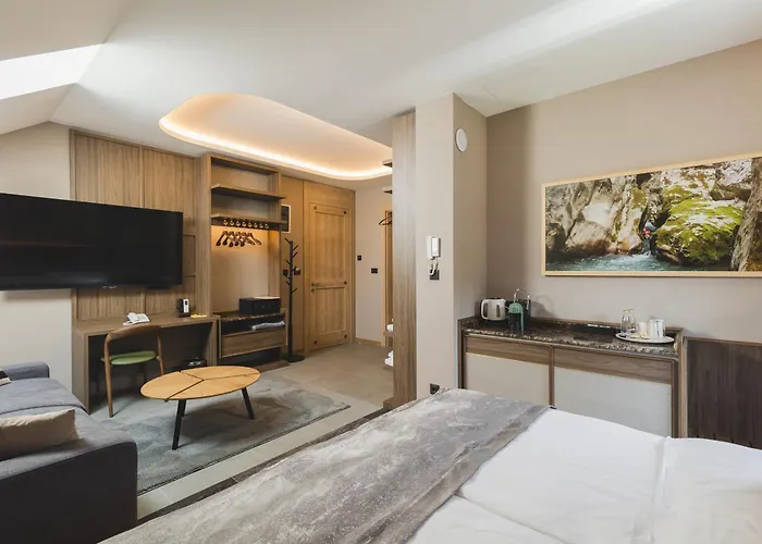 Rezident Boutique Hotel