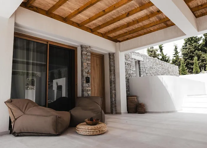 La Brise Luxury Suites