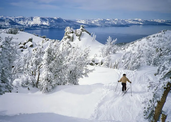 Mountain Getaway - Lake Tahoe - Incline Village - Private Garage
