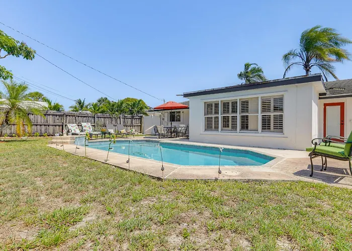3 Mi To Dtwn: Pet-Friendly Palm Beach Gardens Home