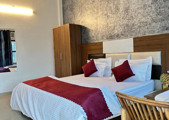 Hotel Mist - Budget Ac Rooms Near Chandigarh