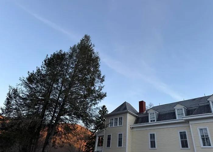 The Balsam Mountain Inn