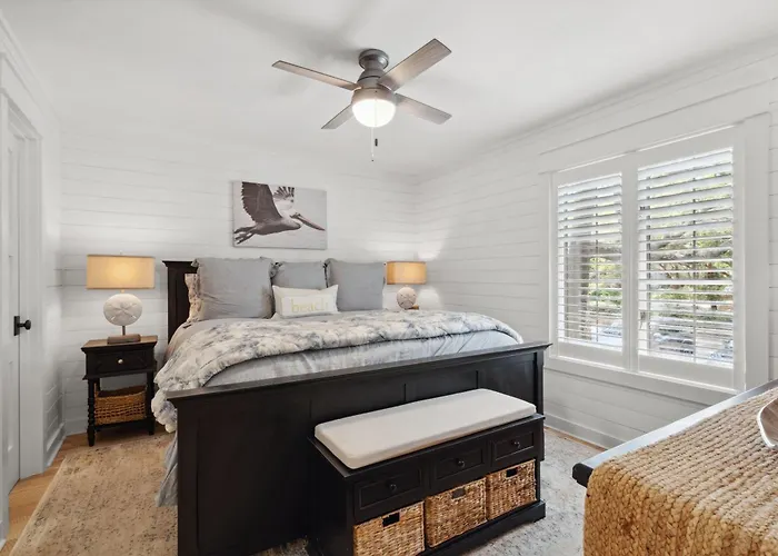 4258 Mariners Watch Villa By Akers Ellis Rentals
