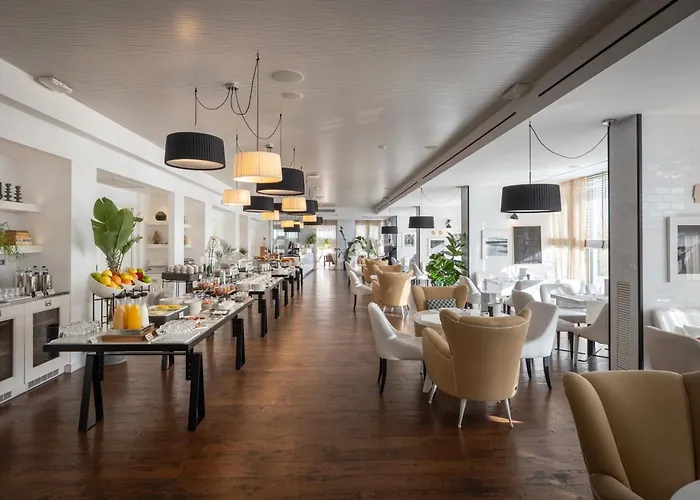 Excelsior Hotel, Spa & Lido - Preferred Hotels & Resorts