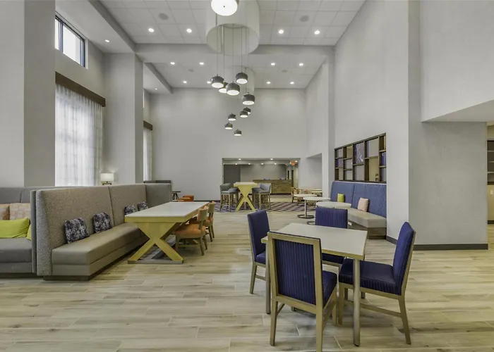 Hampton Inn & Suites By Hilton Decatur