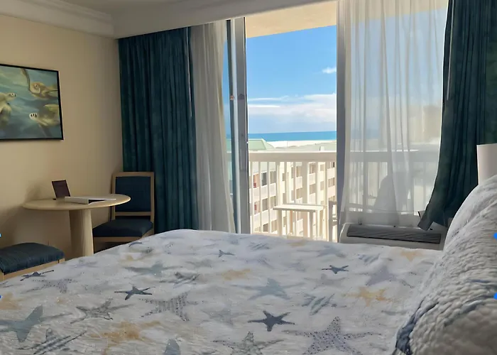 Bang For Your Buck Hotel Condo On Daytona Beach With Kitchen And Ocean View