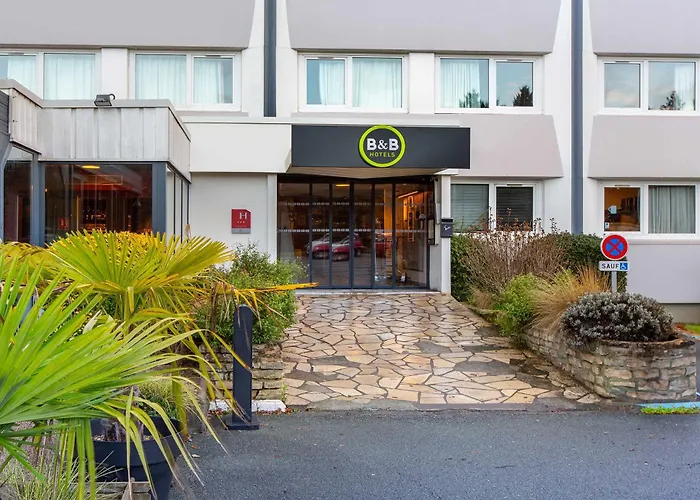 B&B Hotel Orleans Nord Saran