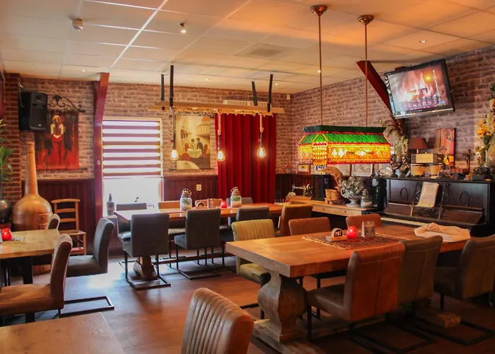Hotel,Cafe,Biljart Pot