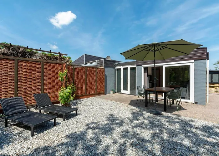 De Blenck 29 Bungalow Near Dunes, Beach