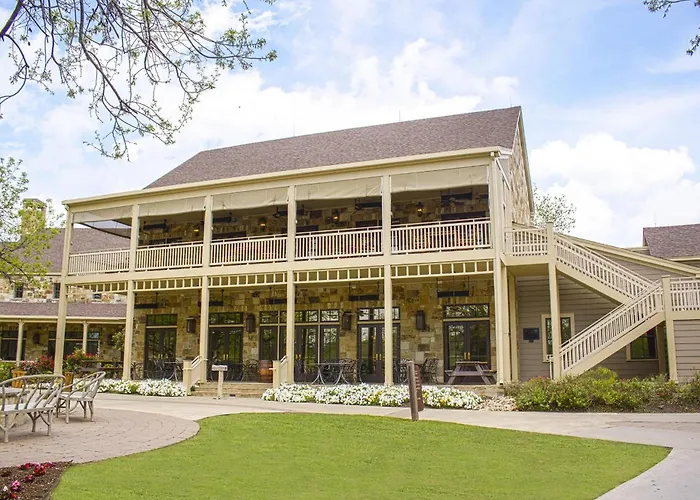 Hyatt Regency Lost Pines Resort And Spa
