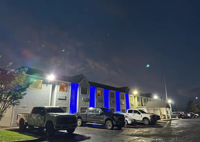 Americas Best Value Inn And Suites Ada