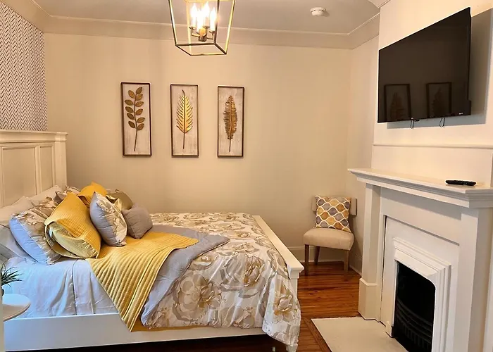 Historic Vibes, Modern Comfort