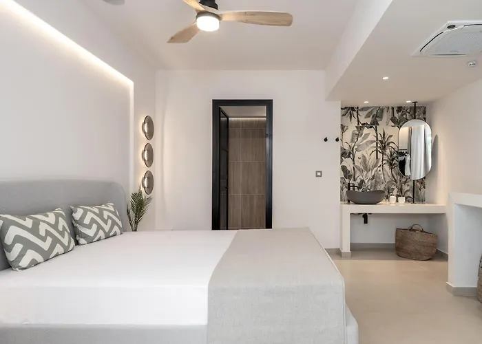 Socrates Apartments