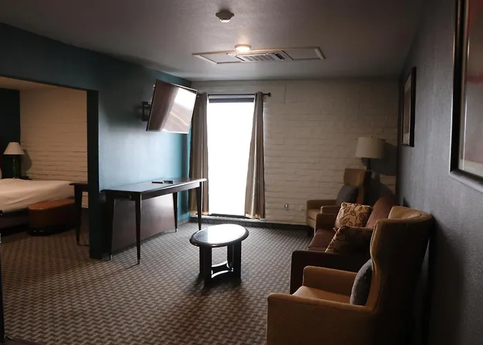 Historic Cow Palace Inn