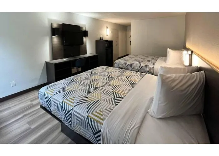 Motel 6 Nacogdoches Tx Sfa University