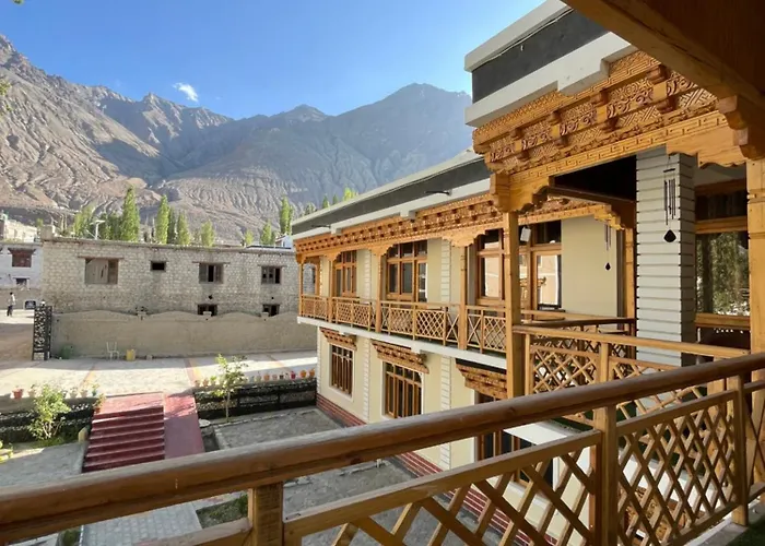 Nubra House