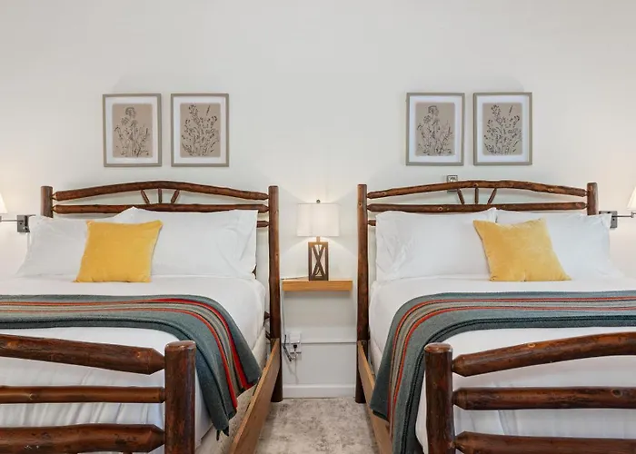 Suite Meadow @Cn Lodge# 7