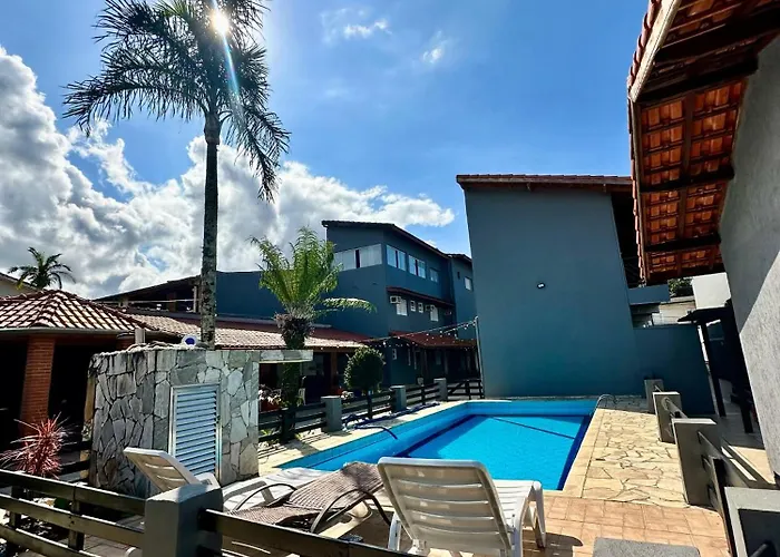 POUSADA OHANA, SUITES ao LADO DO SESC BERTIOGA, e PROXIMO A PRAIA
