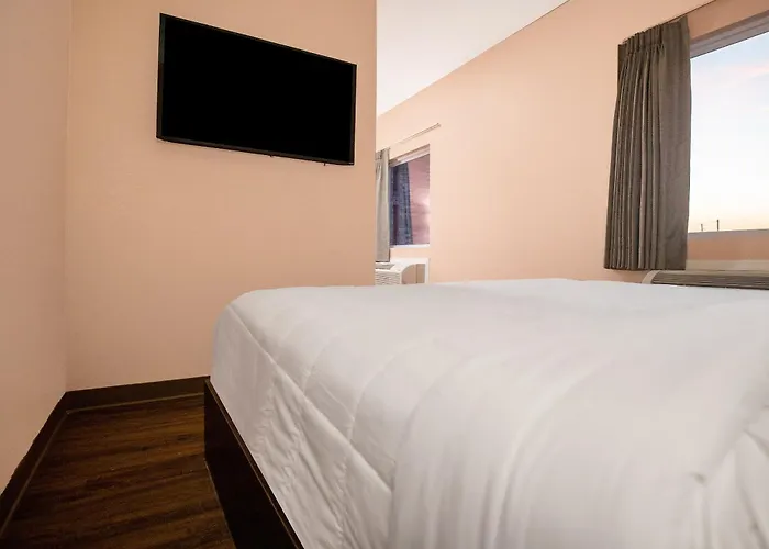 Oyo Hotel Adairsville Calhoun South I-75