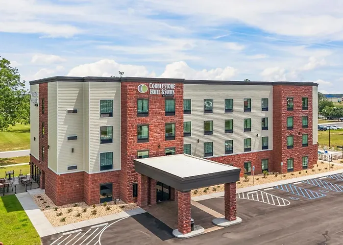 Cobblestone Hotel & Suites - Foley